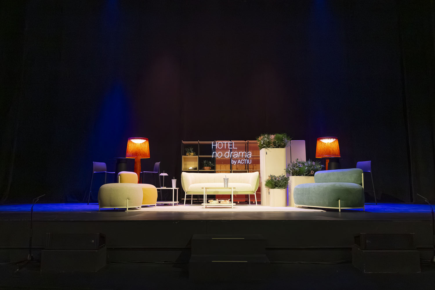 escenografía WELL diseño Macarena Gea Anna Ferrer y Actiu